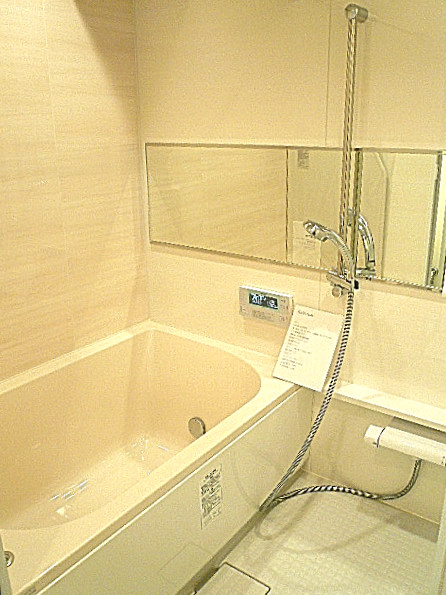 リラックスムードの浴室。