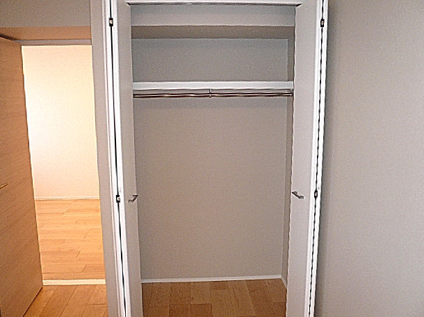 洋室6.0帖　クローゼット