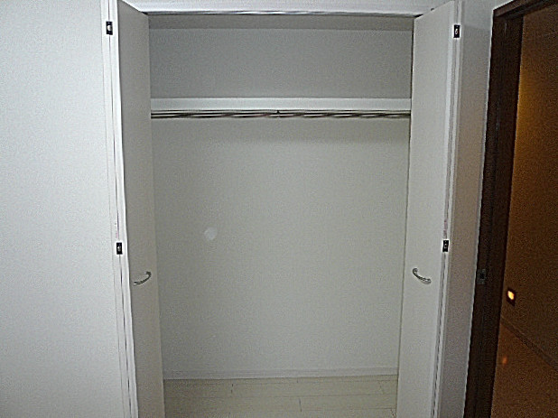 シャンボール柿の木坂　クローゼット。