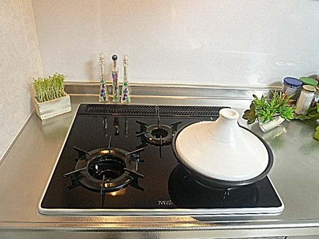 シャンボール柿の木坂　3口コンロ。