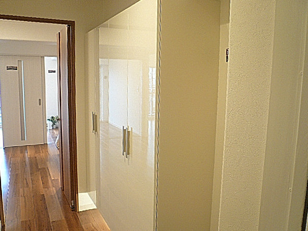 トールサイズの玄関収納。