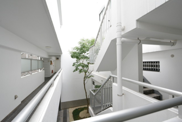 インペリアル渋谷神泉フラット 玄関