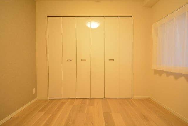 日生野沢マンション 洋室1