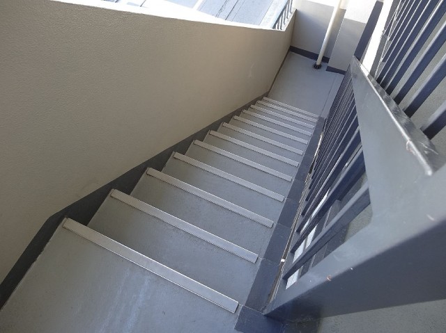 第2豪徳寺ハイム　階段