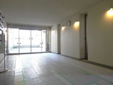 パルテノン上町　1階共用部