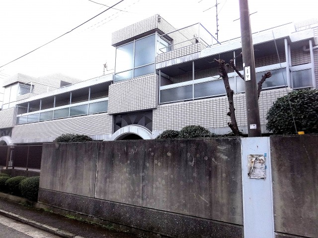 コスモヒルズ東松原外観