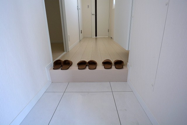 第三宮庭マンション　玄関中