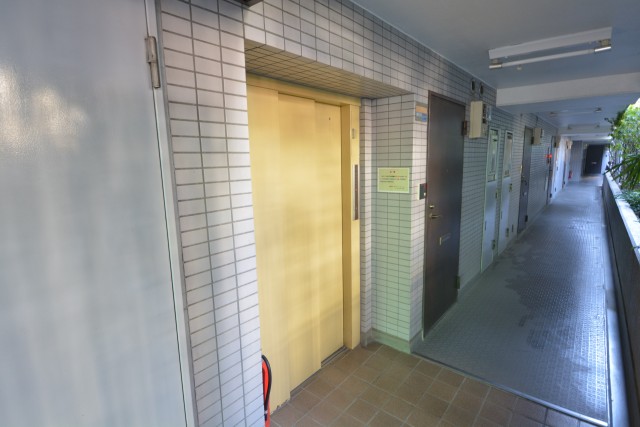 パレドール千駄木Ⅱ　エレベーターホール