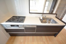 マンション白金苑　システムキッチン