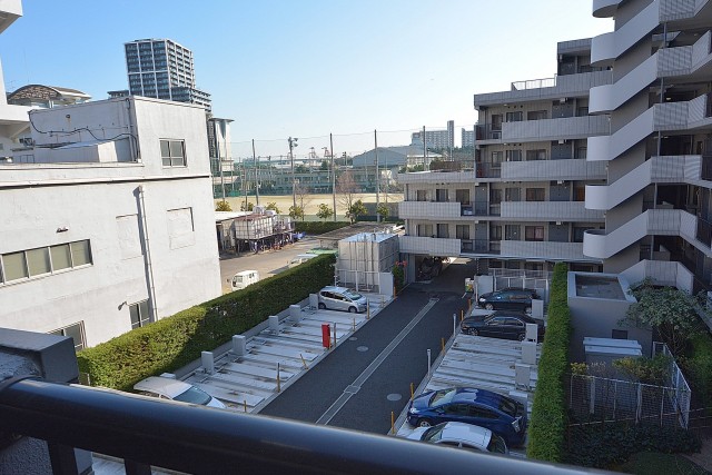 ミサワホームズ東大井　玄関前からの眺望