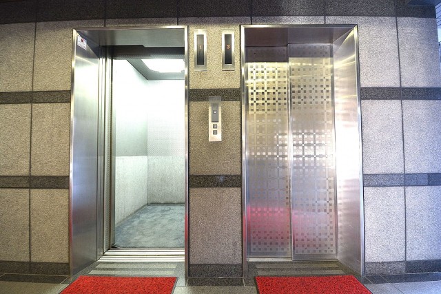 ミサワホームズ東大井　エレベーター2基設置
