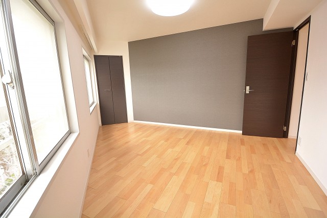 マンション白金苑　洋室約7.5帖