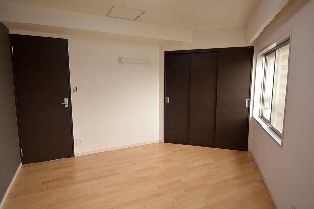 マンション白金苑　洋室約7.5帖