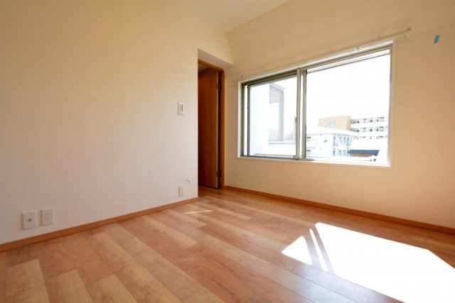 パークハイム上馬　洋室約5.4帖402