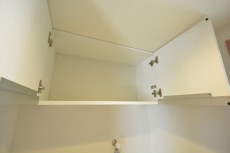 パークハイム上馬　洗濯機置場　収納402