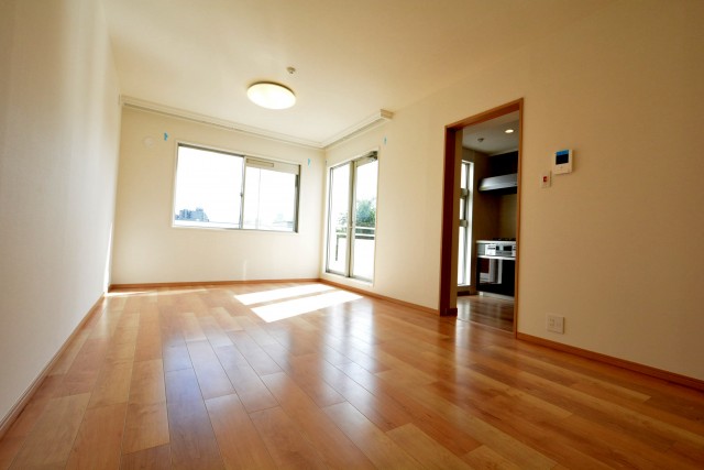 パークハイム上馬　リビングダイニングキッチン402