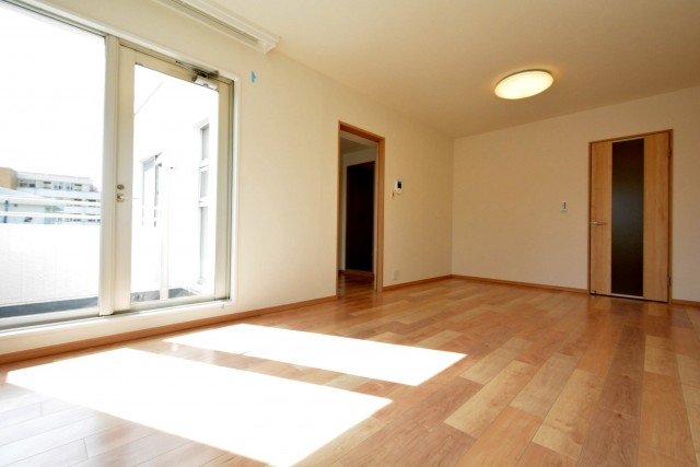 パークハイム上馬　リビングダイニングキッチン402