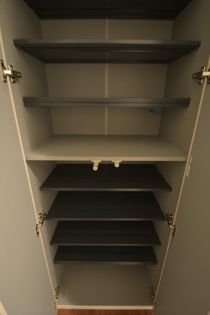 タウンシップ尾山台　トールサイズのシューズBOX