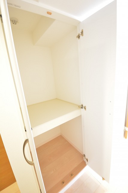 目白ガーデニア　収納