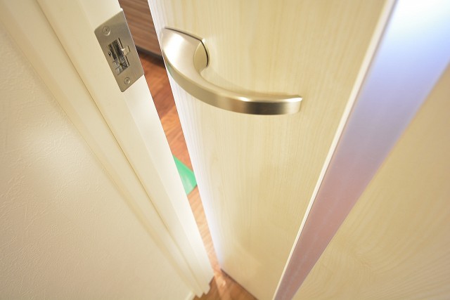 タウンシップ尾山台　LDKの扉