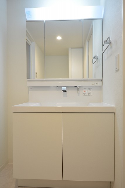 グランドメゾン高円寺南　洗面台
