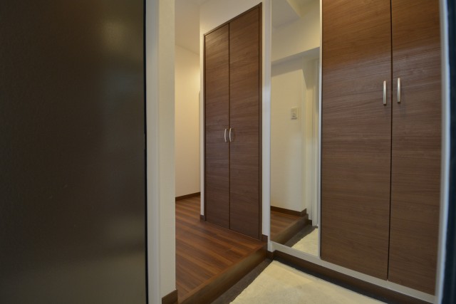 グレイス麻布十番　玄関