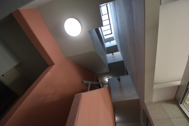 ジェイパーク南麻布　階段