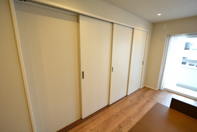 日商岩井本郷マンション　洋室約6.4帖