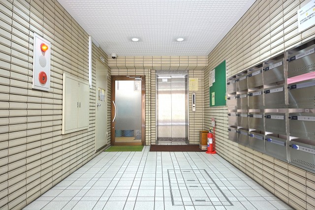 光建ハイムブリリアンス日本橋浜町四番館　1階共用部