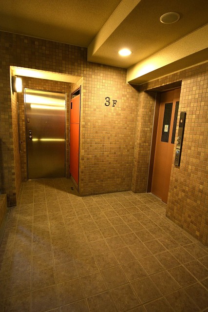 ビラハイツ北の丸　エレベーター