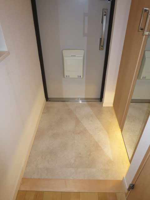 高級感ある印象の玄関