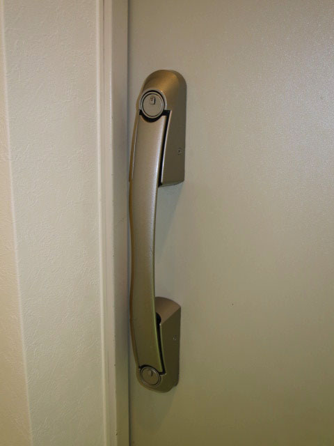 小石川ザ・レジデンス　プッシュプルドア