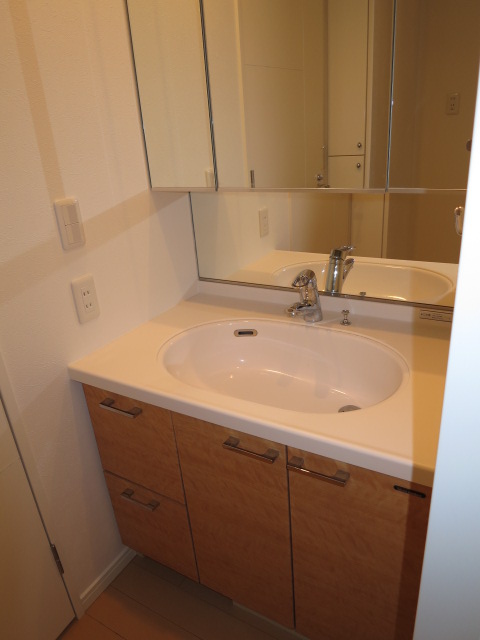 小石川ザ・レジデンス　洗面化粧台