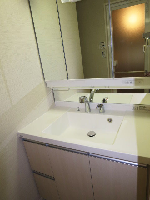 機能的な洗面化粧台