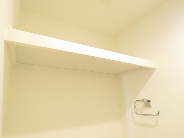ジェイパーク南麻布　トイレ棚