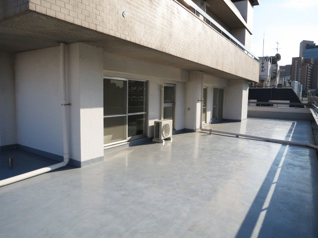 日商岩井本郷マンション　ルーフバルコニー