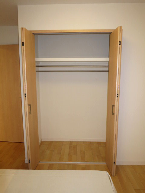 グローリア後楽園　洋室収納