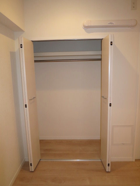 大塚台ハイツ　洋室収納