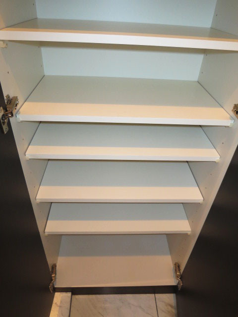 ミリオングランデ元赤坂ヒルズ　玄関