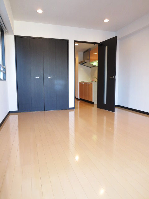 ミリオングランデ元赤坂ヒルズ　リビングダイニング