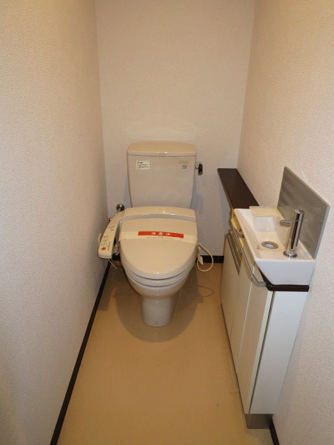 ミリオングランデ元赤坂ヒルズ　トイレ