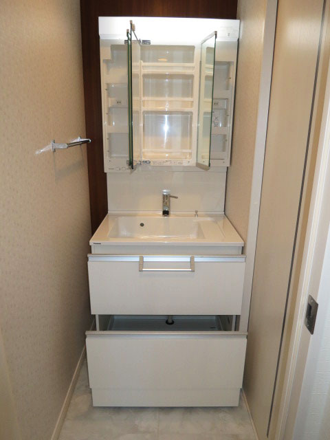 サンセゾン若松町　洗面室