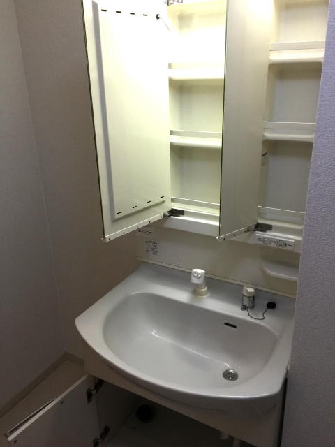 藤和用賀コープ　洗面台