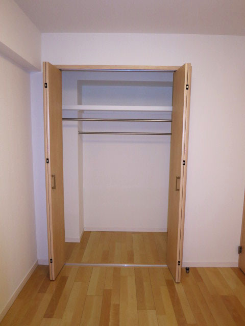 目白ガーデニア　約4.6帖の洋室　クローゼット416