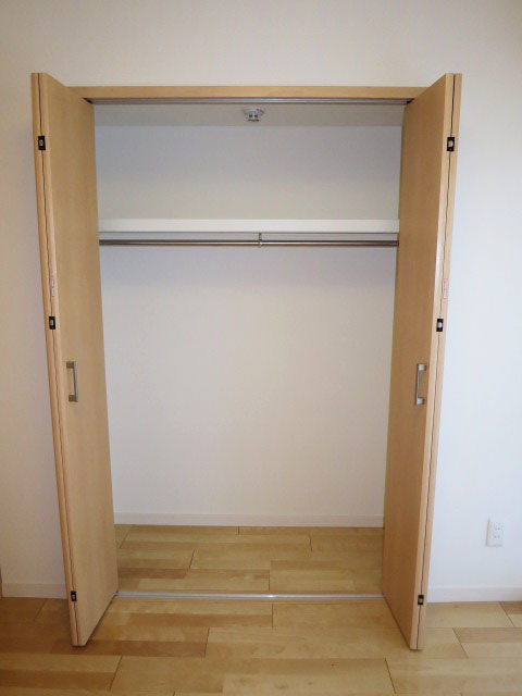 目白ガーデニア　約4.0帖の洋室　クローゼット416