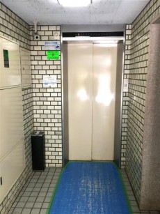 クレール三田　エレベーター