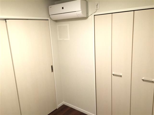 クレール三田　洋室約4帖