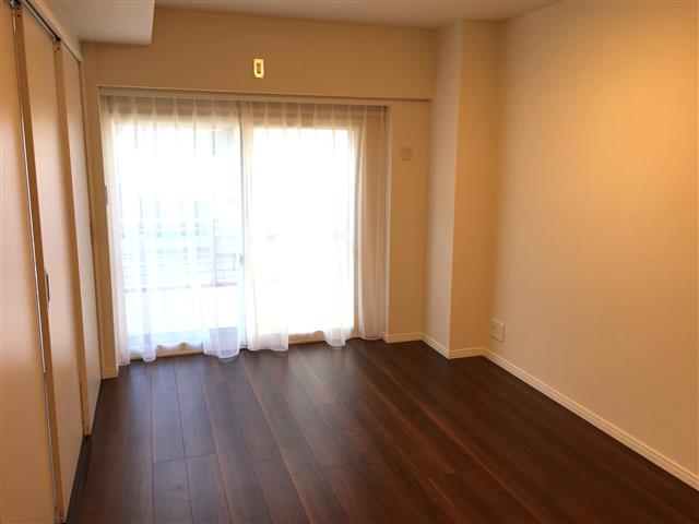 クレール三田　リビングダイニングキッチン