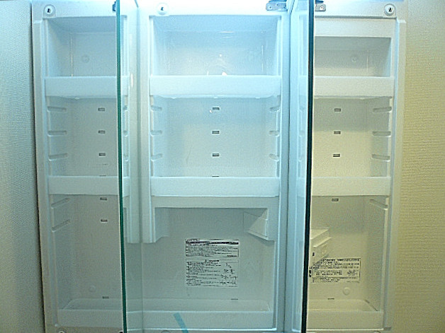 柿の木坂パレス　洗面化粧台三面鏡