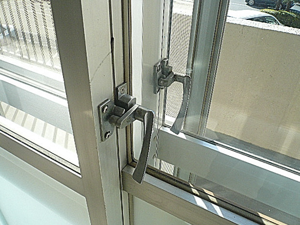 柿の木坂パレス　2重サッシ。